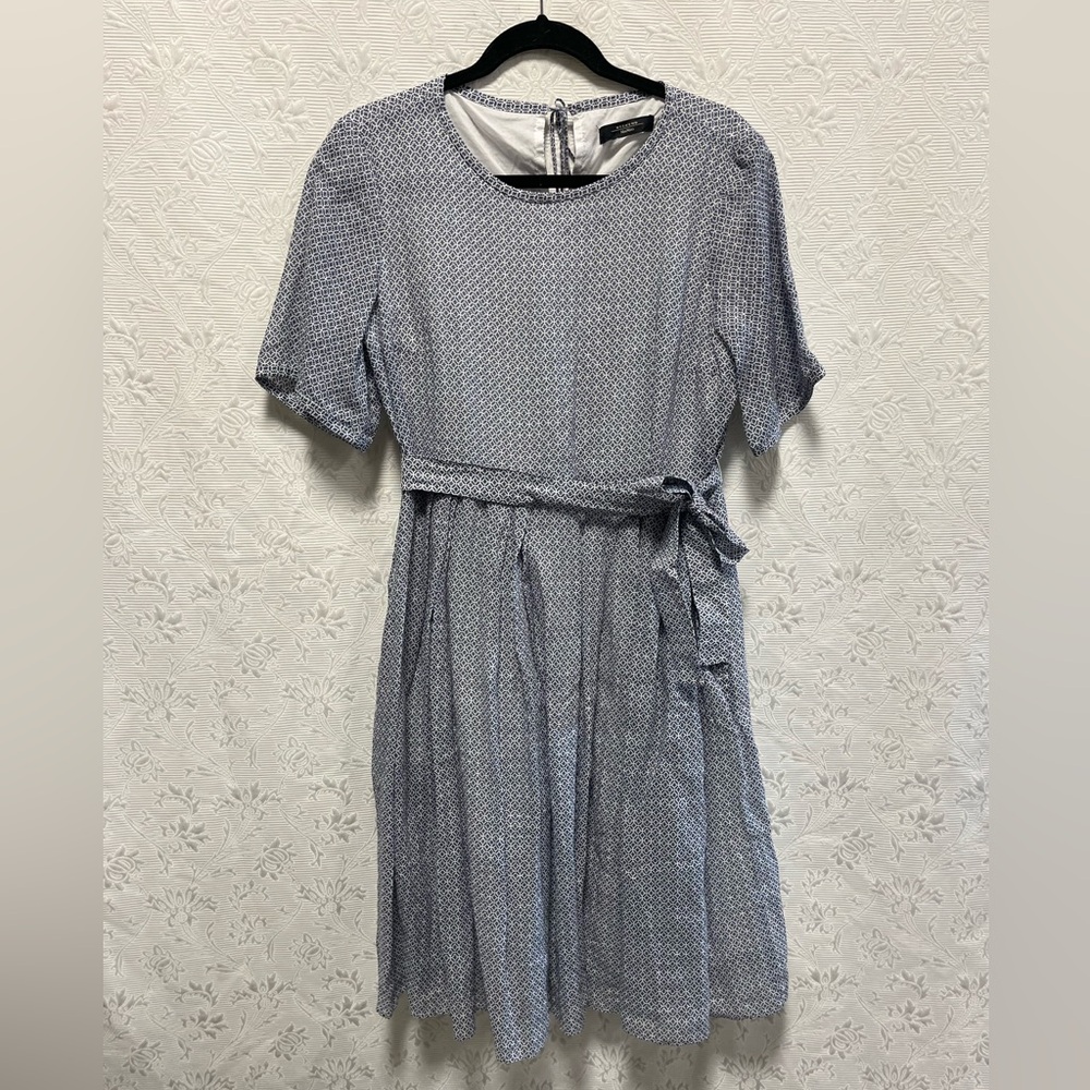 Weekend Max Mara Blue and White